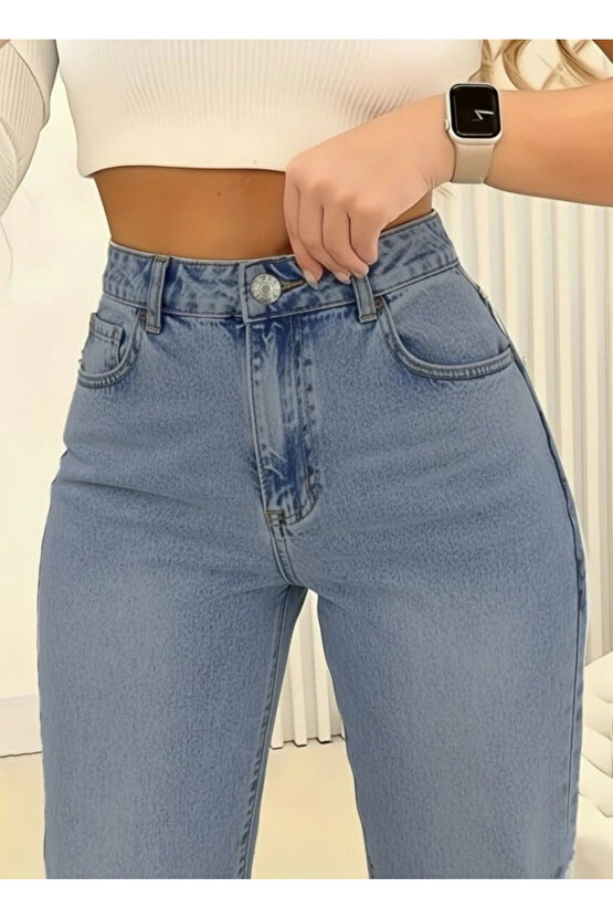 Kadın Yüksek Bel Cepli Paçaya Doğru Geniş Kot Pantolon