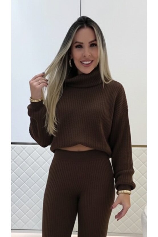 Turega Style Kadın Uzun Kollu Balıkçı Yaka Kısa Triko Bluz Ve Pantolon Ikili Takım