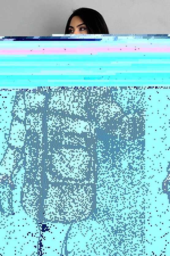 Kadın Kapüşonlu Uzun Şişme Mont Fermuarlı Cepli Kışlık Puffer Mont