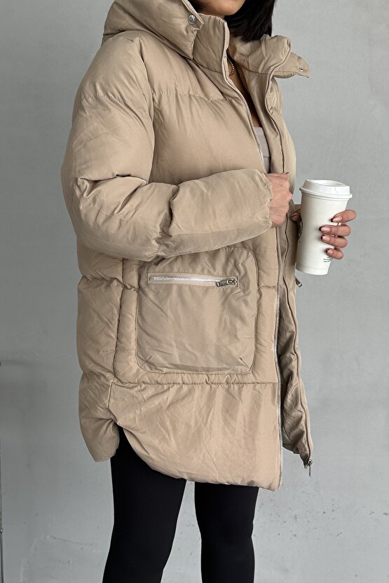 Kadın Kapüşonlu Uzun Şişme Mont Fermuarlı Cepli Kışlık Puffer Mont