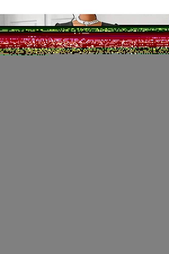 Kadın Siyah Kapüşonlu Uzun Şişme Mont – Fermuarlı, Büyük Cepli, Kışlık Dolgulu Puffer Mont