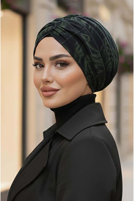 Siyah Haki Desenli Büzgülü Salaş Bone