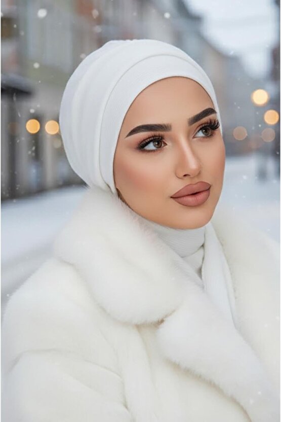 Beyaz Hazır Atkılı Tesettür Bone