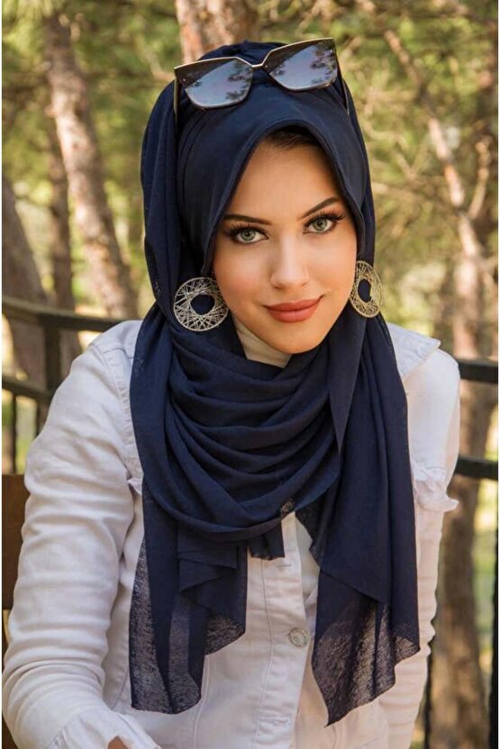 Lacivert Şapkalı Şal