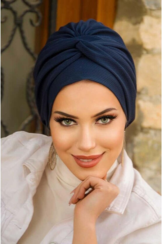 Lacivert Burgu Detaylı Bone