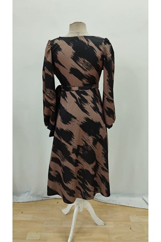 Kadın Uzun Kollu Kruvaze Yakalı Yandan Bağlamalı Desenli Mini Modal Elbise