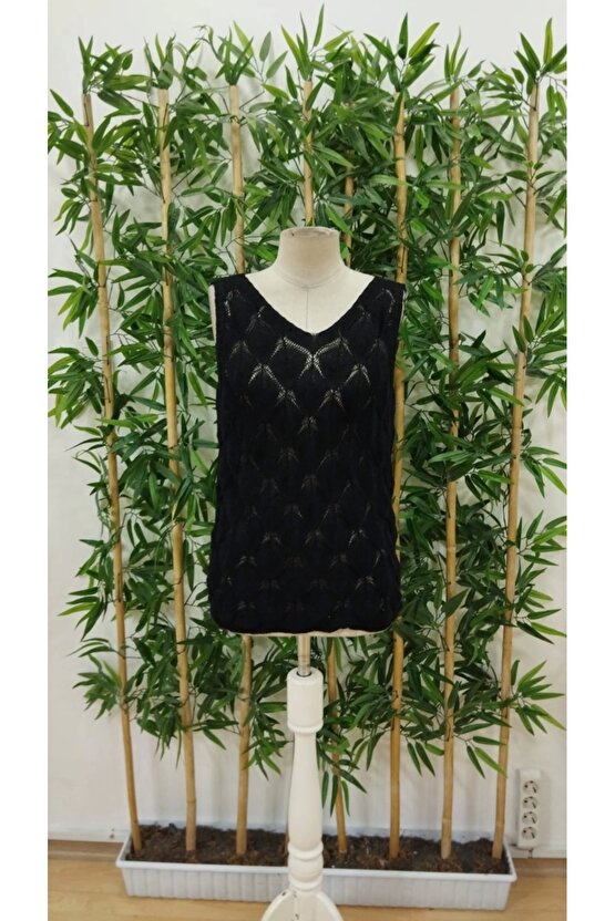 Kadın Askılı Yakalı Desenli Triko Bluz