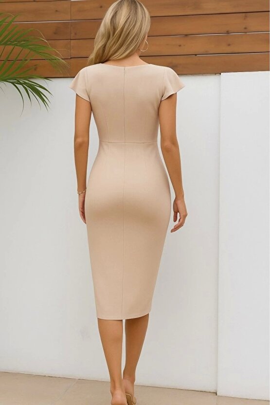 Kadın Kısa Kollu Kalp Yaka Yanlardan Büzgü Detay Midi Ithal Krep Elbise