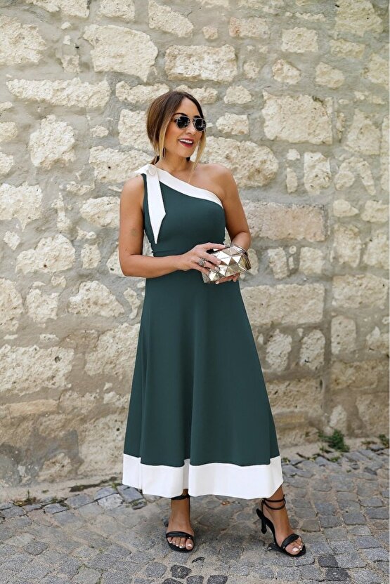 EQURİ Kadın Tek Omuzu Açık Omuzlardan Kurdela Detaylı çift Renkli Ithal Krep Elbise