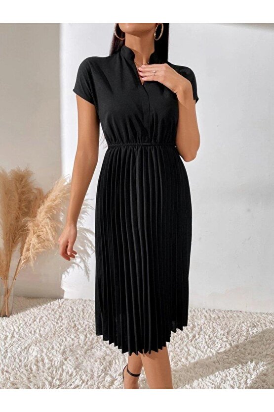 Kadın Kısa Kollu Hakim V Yakalı Pileli Janjan Krep Elbise
