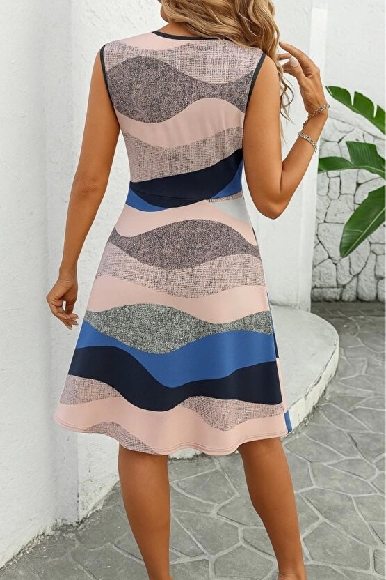 Kadın Sıfır Kollu önden çapraz Detaylı Leopar Desenli Süprem Elbise