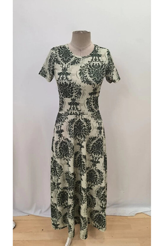 Kadın Kısa Kollu Bisiklet Yaka Puantiyeli Maksi örme Krep Elbise