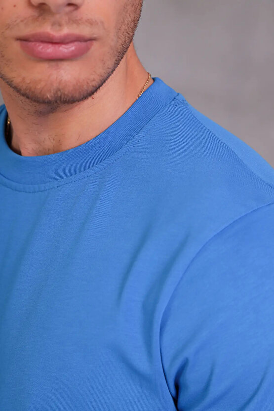 Erkek Relax Fit Bisiklet Yaka %100 Pamuk Rahat Kesim Basic Tişört
