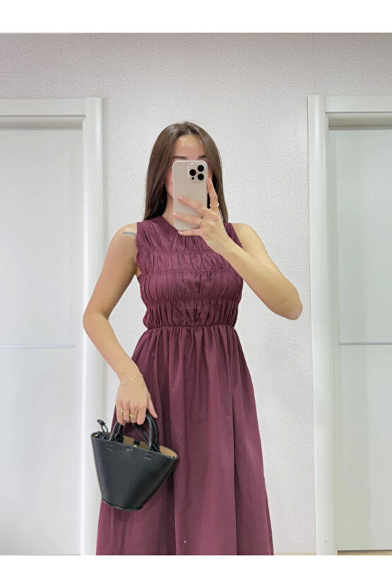 Kolsuz Göğüs Lastıklı Uzun Elbise - Bordo