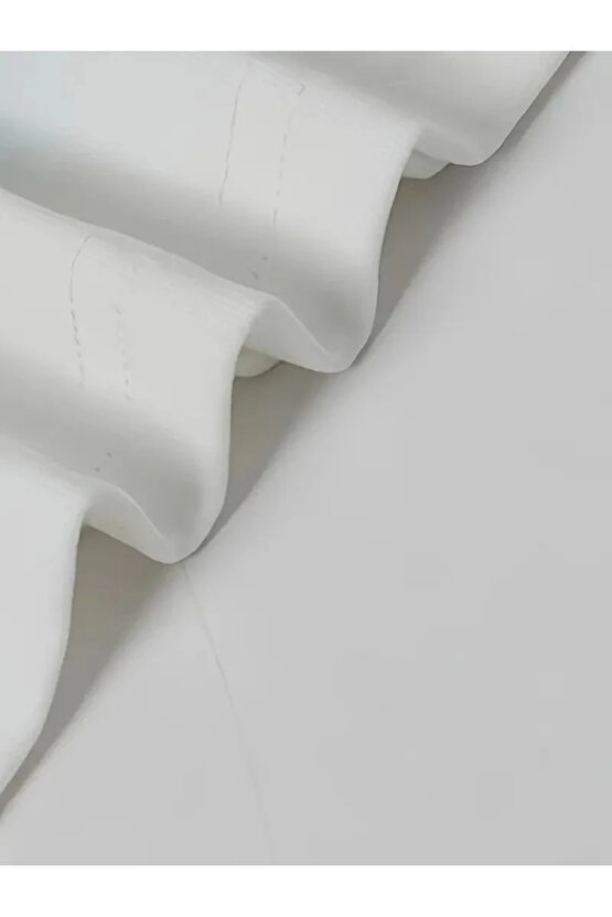 Ördek Baskılı ve Yuvarlak Yakalı Kadın Günlük Büyük Boy Siyah Tişört. - Beyaz