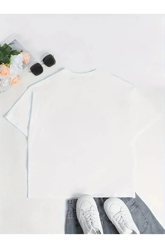 Ördek Baskılı ve Yuvarlak Yakalı Kadın Günlük Büyük Boy Siyah Tişört. - Beyaz