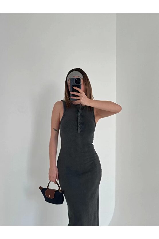 Yırtmaç Detaylı Kolsuz Düğmeli Yıkamalı Uzun Elbise - Antrasit