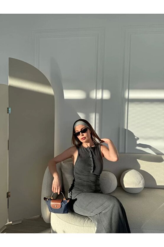 Yırtmaç Detaylı Kolsuz Düğmeli Yıkamalı Uzun Elbise - Antrasit