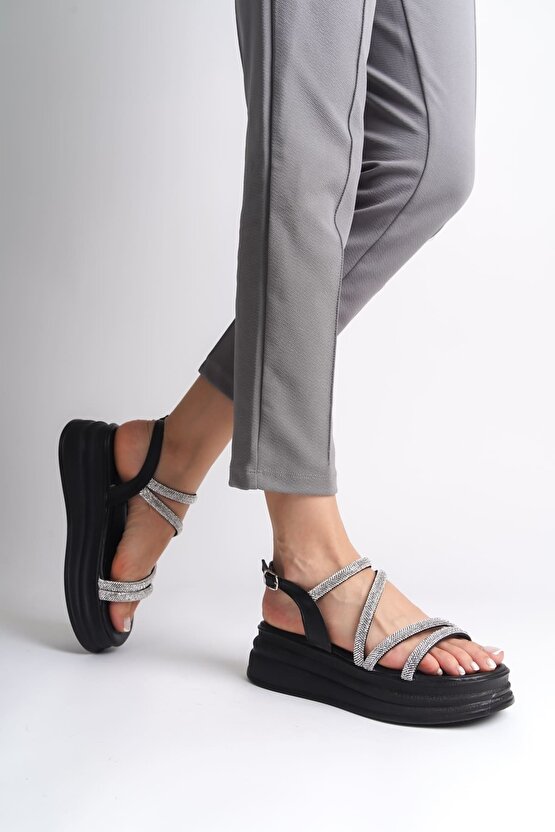 RILEY İnce Tokalı Taşlı Şeritli Ortopedik Taban Kadın Sandalet CST - Siyah