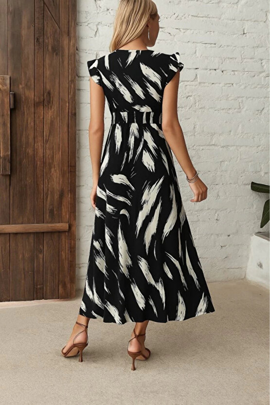 Kadın Kısa Kollu V Yakalı Desenli Yandan Yırtmaçlı Süprem Elbise