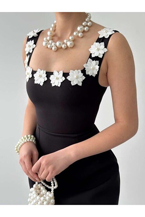 Alyosa Çiçek Detaylı Elbise