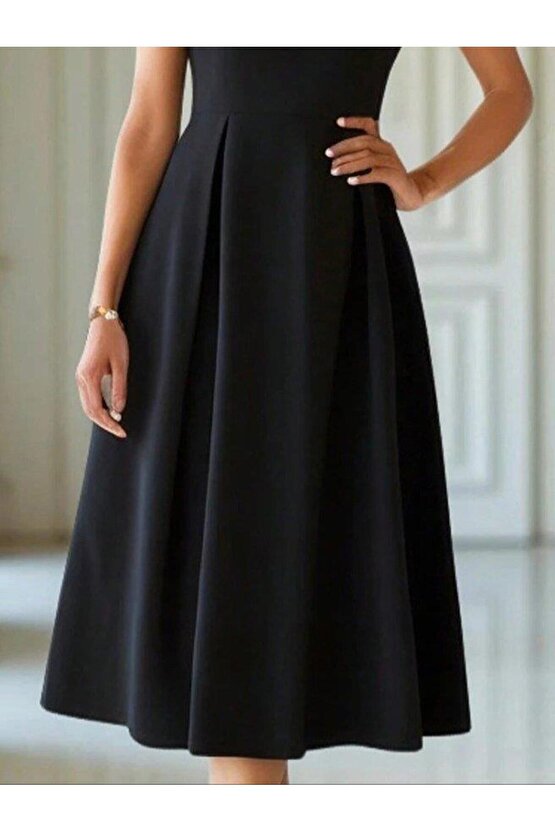 Kadın Kısa Kollu Yarı Balıkçı Yaka Pileli Janjan Krep Midi Elbise