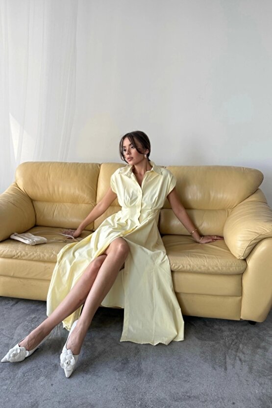 KOLSUZ VATKALI ÖNDEN DÜĞMELİ BEL PENS DETAYLI POPLİN ELBİSE - Sarı