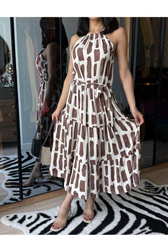 Kadın Viskon Kumaş Ip Askılı Halter Yaka Cepli Midi Boy Elbise