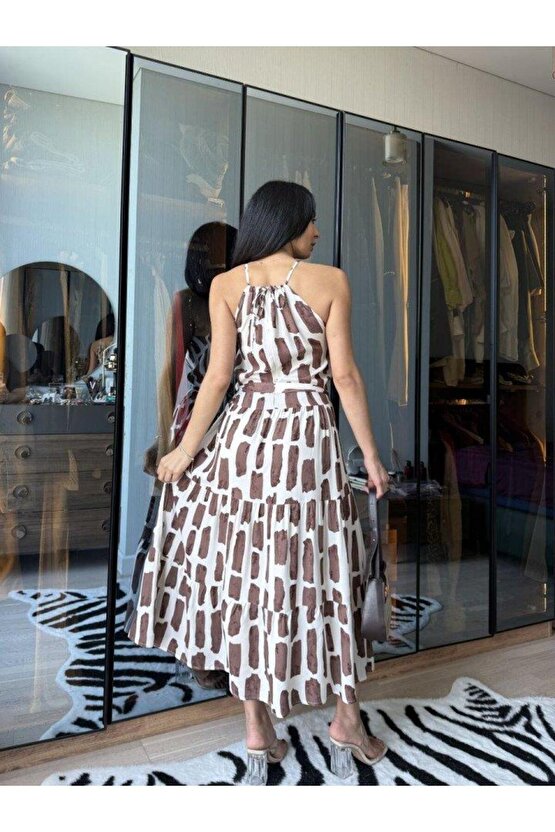 Kadın Viskon Kumaş Ip Askılı Halter Yaka Cepli Midi Boy Elbise