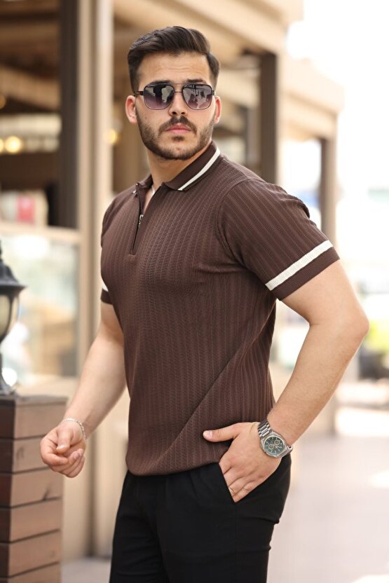 Erkek Yaka Ve Kolları çizgi Detaylı Fermuarlı Kısa Kollu T-shirt