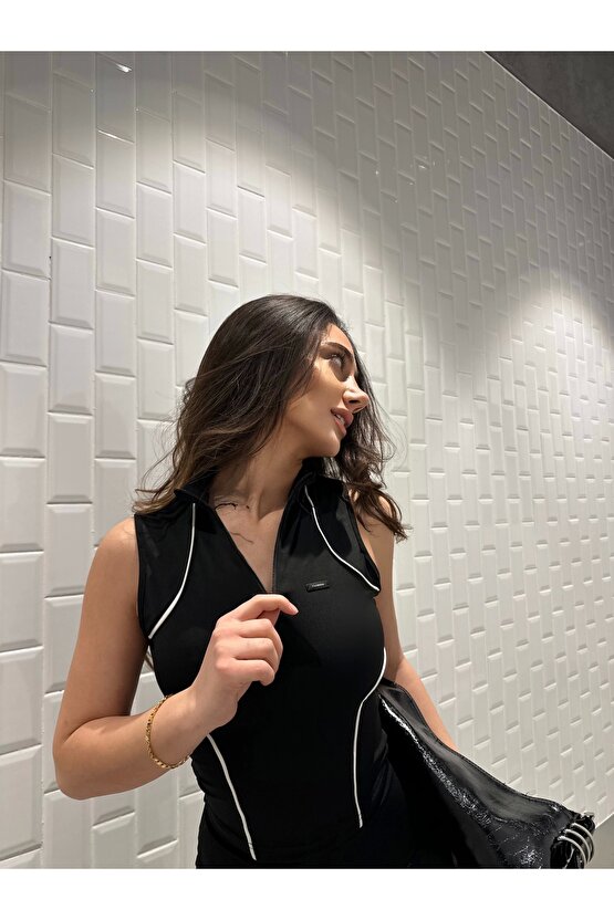 Siyah Fermuarlı Bilyeli Bluz