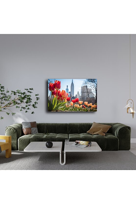 New York Manzaralı Lale Bahçesi Cam Tablo