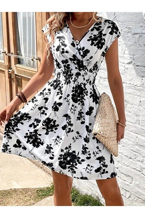 Kadın Kısa Kollu Kruvaze Yakalı çiçekli Desenli Süprem Elbise