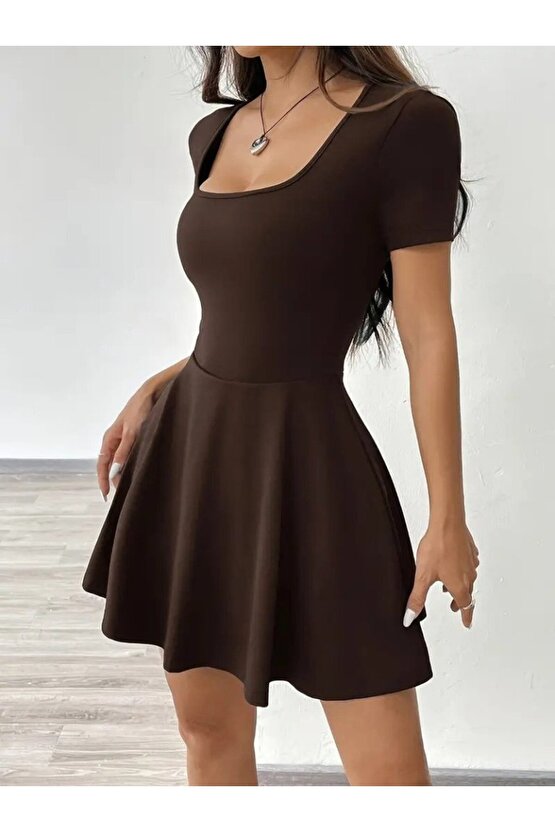 Kadın Kısa Kollu Kare Yaka Short Detaylı Cepli Dalgıç Elbise