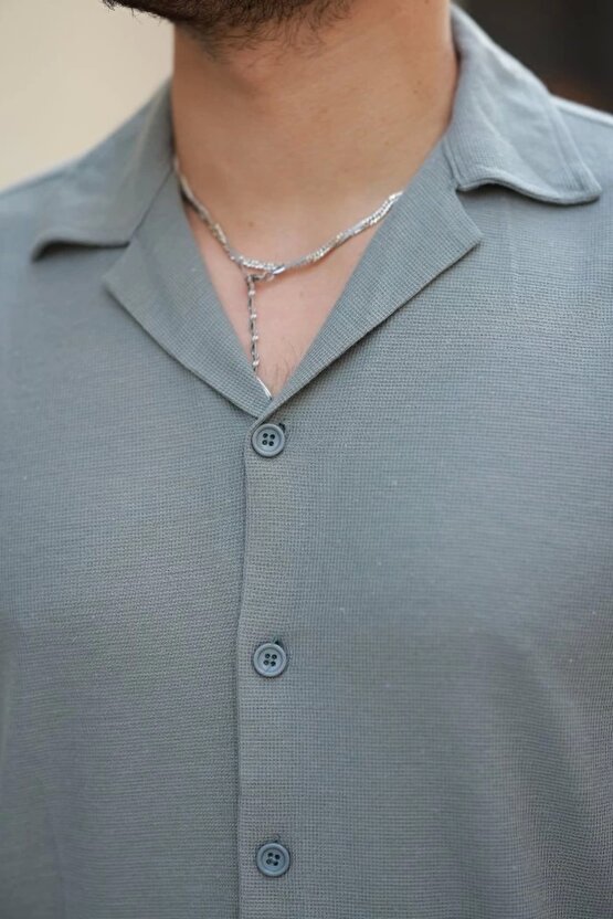 Erkek Apaç Yaka örme Kumaş Kısa Kollu Gömlek