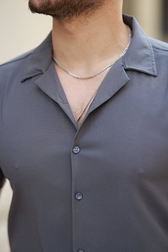 Gökyüzü Erkek Apaj Yaka Kısa Kollu Gömlek