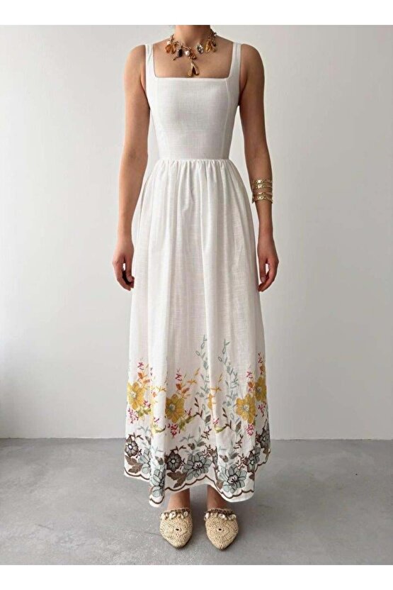 Mazi Çiçek Desenli Elbise