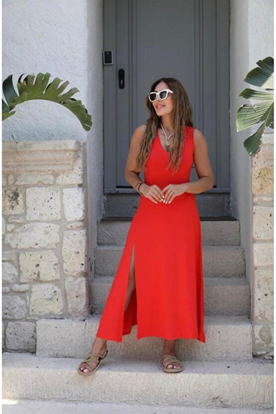 Kadın Askılı V Yakalı Yırtmaçlı Viskon Elbise