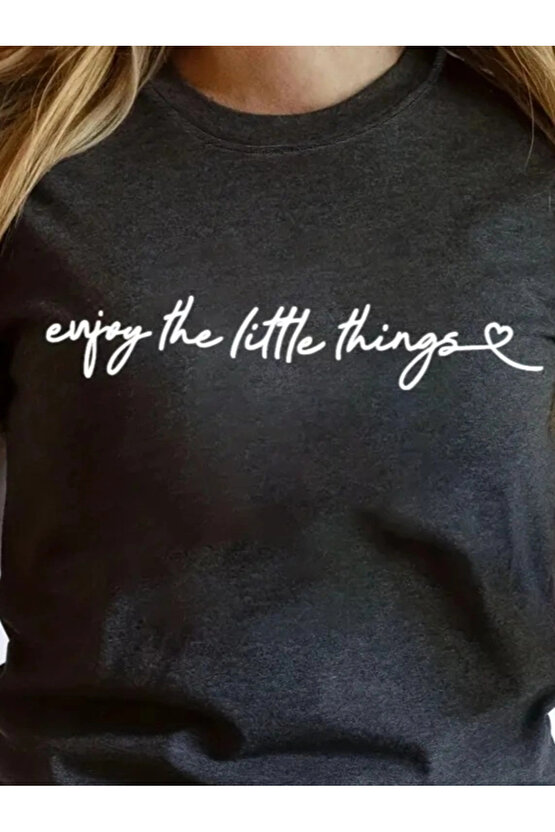 Kadın Kısa Kollu önü Yazı Baskılı Basic Süprem Bluz