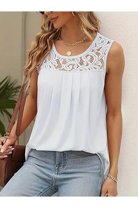 Kadın Askılı Yuvarlak Yaka Dantel Detaylı Viskon Bluz