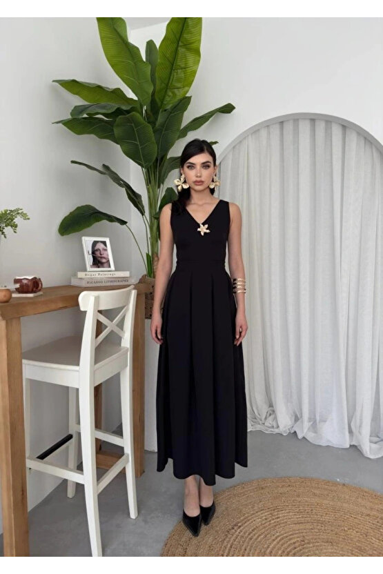 ate Yıldız Detaylı Elbise