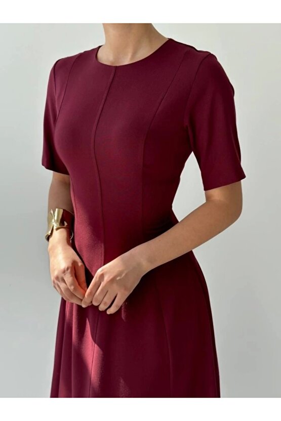 Wera Pliseli idi Elbise