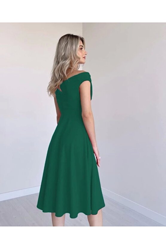 Kadın Kısa Kollu Kruvaze Yaka Eteği Volanlı Krep Elbise