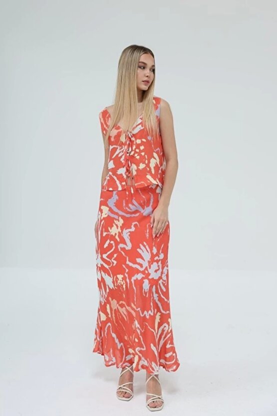 Bağcıklı Bluzlu Etek Takım Kırmızı