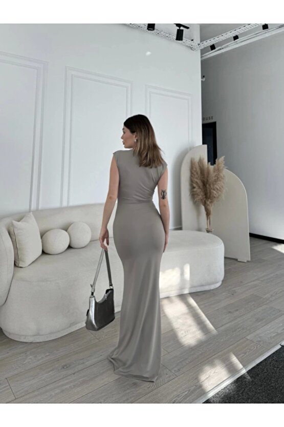Kolsuz Uzun Likralı Elbise Gri