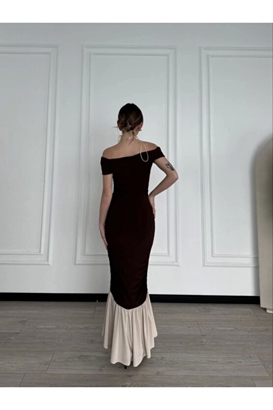 triptiz Omuzlu Uzun Elbise Kahve