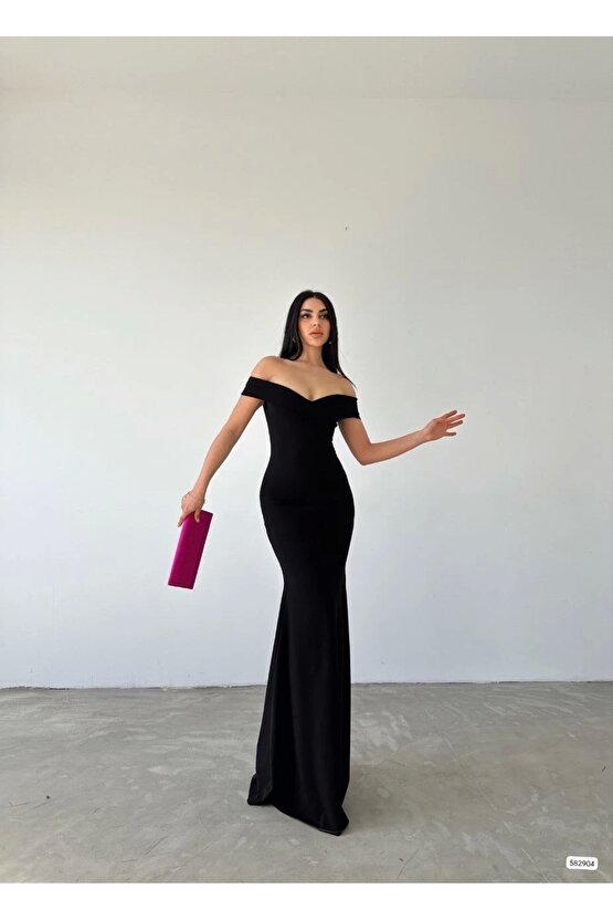 Kadın Dalgıç Kumaş Kayık Yaka Ve Dekolte Detaylı Elbise