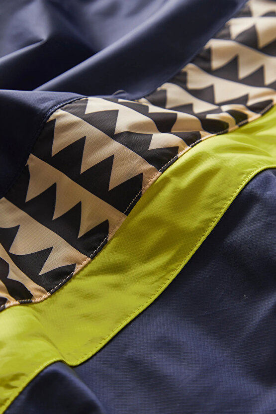 Lemlem Lacivert Desenli Kadın Yağmurluk