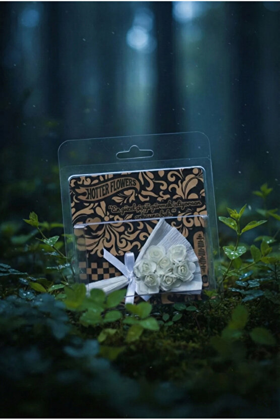 Minik Buket Özel Seri Aynalı Beyaz Gül Aranjmanı Çok Güzelsin...