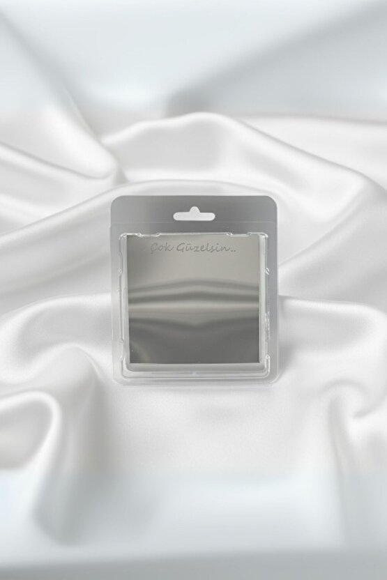 Aynalı Minik Çiçek Buketi Hot Flowers Sevgiliye Özel Hediye Love Flowers